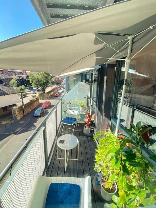 Sheffield City Centre Apartment & Balcony Exterior foto