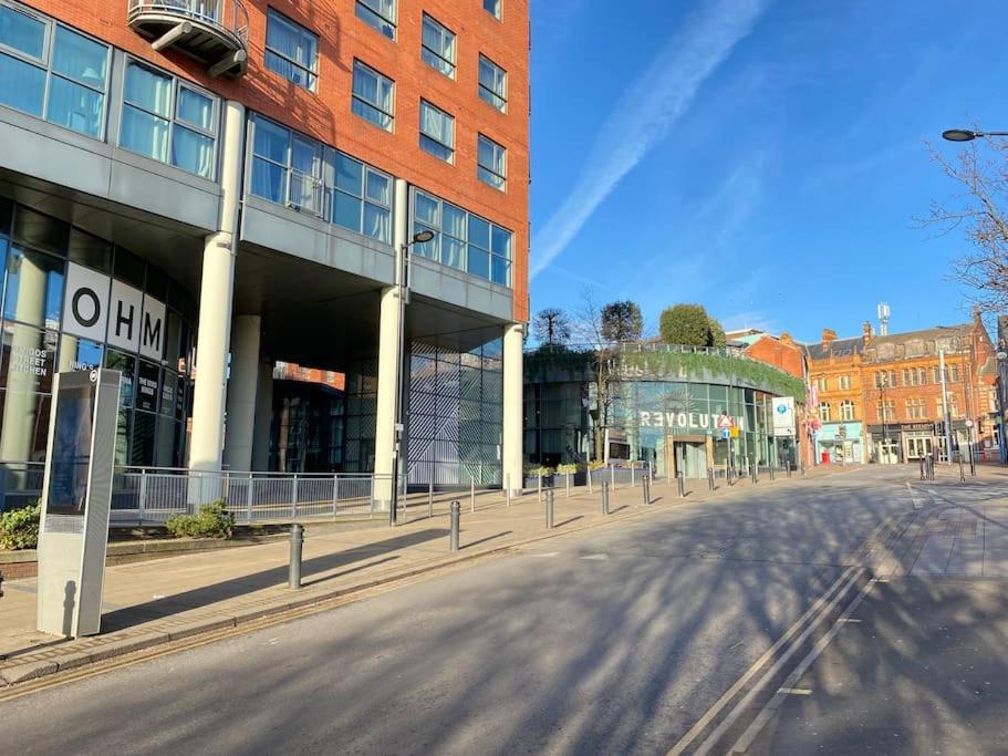 Sheffield City Centre Apartment & Balcony Exterior foto