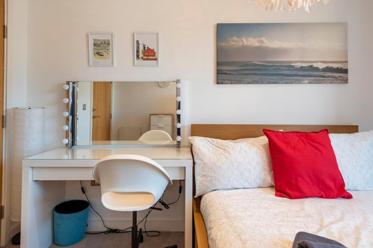 Sheffield City Centre Apartment & Balcony Exterior foto
