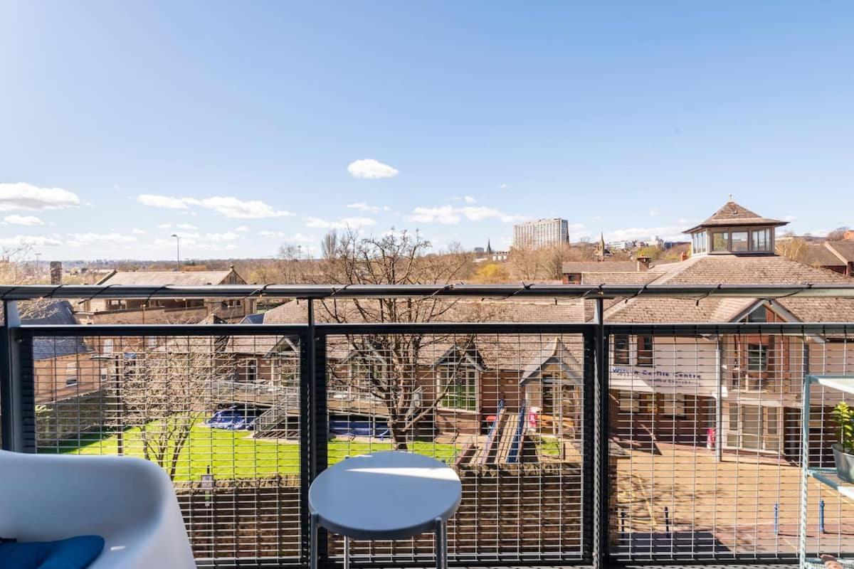 Sheffield City Centre Apartment & Balcony Exterior foto